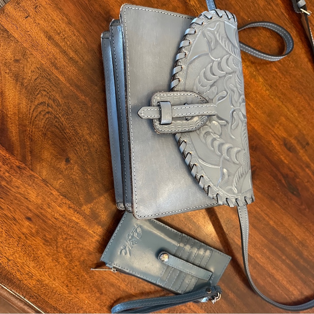 Patricia Nash Blue Embossed Crossbody Bag - Picture 2 of 5